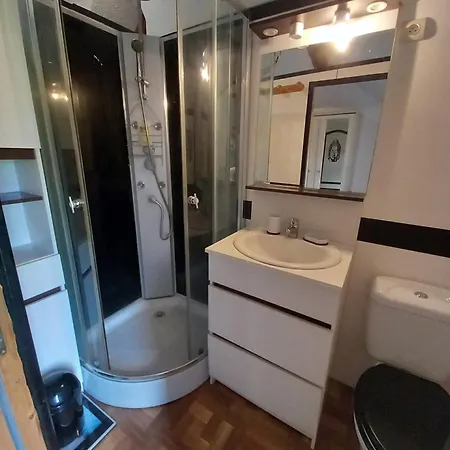 Duplex Baka Doma בית נופש שרבורג
